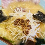 壱発ラーメン - パパ定番　大根味噌　これもおいしいんですよ