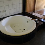 仙郷樓 奥の樹々 - 