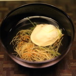 仙郷樓 奥の樹々 - 