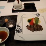 仙郷樓 奥の樹々 - 