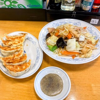 ぎょうざの満洲_0