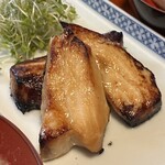 庭園お食事処 信楽 - 焼魚定食(\1,800)　めかじき