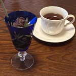 庭園お食事処 信楽 - 定食の甘味・紅茶