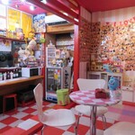 お弁当&クレープのお店〜たっくんち〜 - 店内