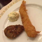 インペリアルバイキング サール - ディナーバイキング・土日祝日（８，７００円＋サービス料１０％）のフィレビーフのカツレツ・エビフライ２０１５年３月