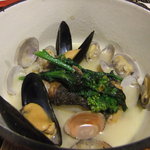 本日の魚（ヒラメ）のなばなのソースがけ