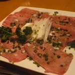 炭焼 金竜山 - タン塩(2000円)