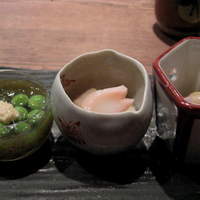 coctura桜井 - 蛍烏賊の酢味噌、ミル貝と百合根煮物、モズクとエンドウ豆酢の物