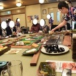 Robata No Ganso Shushi Oozeki - センターさんがいるだけで華やかな雰囲気になる。