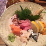 刺し盛り１人前（１２００円くらい）