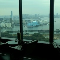モダンフレンチ 「コラージュ」 コンラッド東京 - トゥエンティエイトからの景色