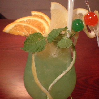 オリーブ レッドローズラウンジ_2