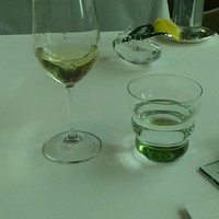 モダンフレンチ 「コラージュ」 コンラッド東京 - テーブルセッティング