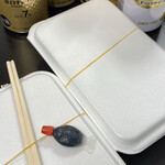 ひっぱりだこ - ドリンク写真:たこ焼 10個(しょうゆ、トッピング全部)＋たこ焼きそば 普通(マヨネーズ)