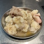 芝浦市場 焼肉ホルモン匠 - 牛マルチョウ