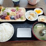 かんまち商店 - 料理写真:刺身定食