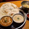 Indian Kitchen Churiya - ダブルカレーランチ(税込1,150円)
                ①野菜カレー(人参&隠元豆等々)
                ②シーフードカレー(烏賊&剥き海老等々)
                ③野菜サラダ(千切り甘藍&大根&水菜&赤縮緬萵苣)
                ④ナン