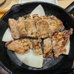 豚ステーキ専門店 B - 