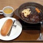 ガスト  - 料理写真:Cafe レストラン ガスト 茅場町駅前店 THE 職人ビーフハンバーグ パンセット 日替わりスープ付き 税込1,209円