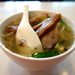 聰明鴨肉店 - 鴨肉麺（湯）