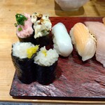 立ち寿司横丁 - 