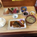 魚のてっちゃ - ランチ魚定食