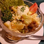 ロシヤ料理 ラルース - カニサラダ