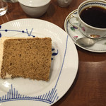 椿屋茶房 - 紅茶のシフォンケーキ