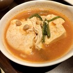 幸楽苑 - 豆腐の上のお豆は納豆です