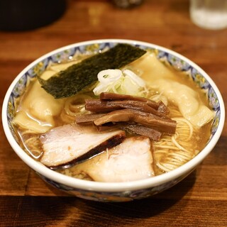 奈つやの中華そば - 料理写真: