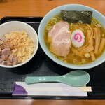 まるさん中華 - 料理写真: