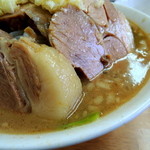 マキシマムザラーメン 初代 極 - 2015年3月14日(土)　ラーメンプチ(ニンニク有)680円　アップ