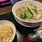 中華飯店ウエスト - 料理写真: