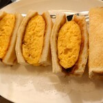 梅田珈琲館YC - オムレツサンド