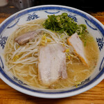 マルチョンラーメン - ラーメン・中 900円（マルチョンラーメン 志布志本店）