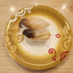 回転寿しトリトン - 料理写真: