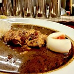 辛激屋 - 黒カレー  半熟卵トッピング