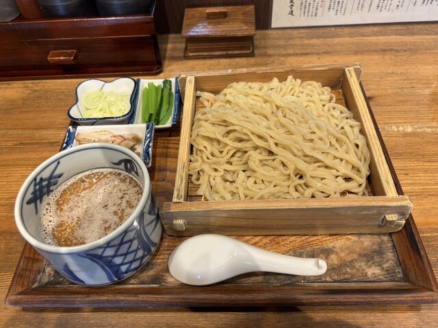 炭火焼濃厚中華そば 威風堂道 - 浅草橋/ラーメン | 食べログ