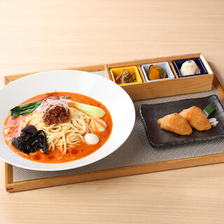 手作り料理と博多水炊き 桜庵_1