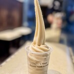 白一   - 牛乳フロート　カップ(900円)