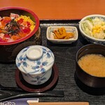 一心太助 - 料理写真:太助名物 バラチラシ♪