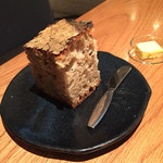 ラ・ボンヌターブル - 