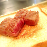 鉄板焼ステーキ 一ッ葉ミヤチク - H27.3  これが入賞牛でございます(*^^*)