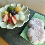 THE TEA LOUNGE - 