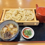 うちたて家 - 肉汁うどん大盛り（1,190円）