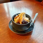 カフェヨシノ - 夜ヨシノ　クリームぜんざい　0円