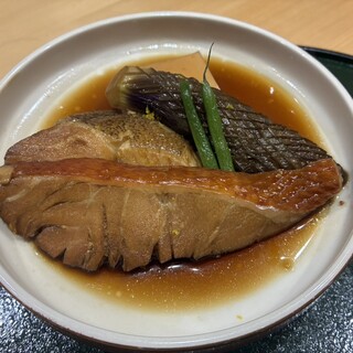 厨 - 料理写真:金目鯛とカレイの煮付け@1,200円