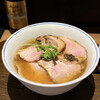 らぁ麺や 嶋 - 特上白醤油らぁ麺¥2050、瓶ビール（中）¥700