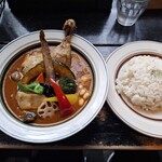 Rojiura Curry SAMURAI. - チキンと野菜（税込1,760円）パリパリ揚げ