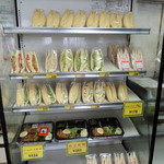 かものニュージョイス - 2015年3月14日(土)　店内　冷蔵ケース